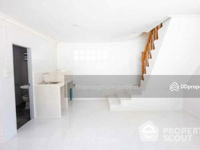 Premium 2-Bedroom House, Bangkok, Thailand Premium 2-Bedroom House, Bangkok, Thailand