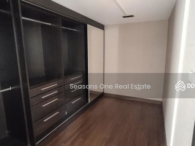 Big Condo for rent 2 bedrooms size 248 sqm. in Asoke area, Bangkok, Thailand Big Condo for rent 2 bedrooms size 248 sqm. in Asoke area, Bangkok, Thailand