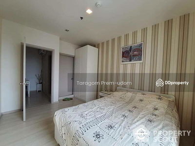 Life Sukhumvit 48, Bangkok, Thailand Life Sukhumvit 48, Bangkok, Thailand