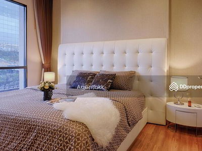 Ivy Ampio, Bangkok, Thailand Ivy Ampio, Bangkok, Thailand