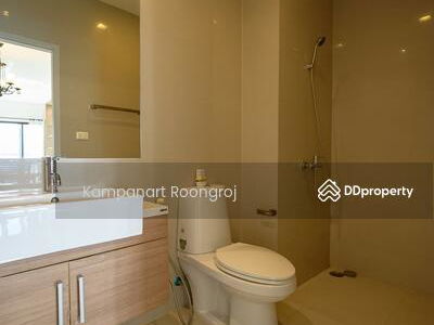 Noble Reveal, Bangkok, Thailand Noble Reveal, Bangkok, Thailand