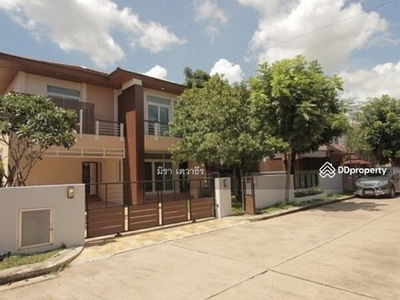 House for rent two-story. On "Nong Yai Bu Road" Sriracha. near J-Park, Chon Buri, Thailand House for rent two-story. On "Nong Yai Bu Road" Sriracha. near J-Park, Chon Buri, Thailand