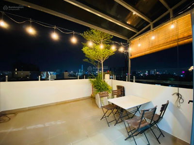 Hoang Hoa Tham Street, Vietnam Hoang Hoa Tham Street, Vietnam