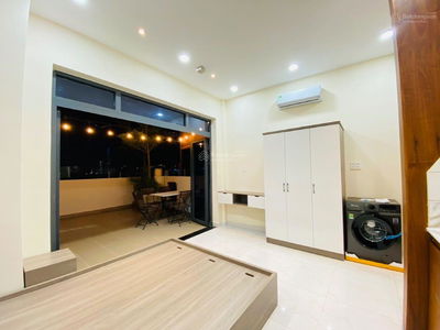 Hoang Hoa Tham Street, Vietnam Hoang Hoa Tham Street, Vietnam