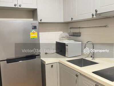 The Editor Vertical Village Sapankwai, Bangkok, Thailand The Editor Vertical Village Sapankwai, Bangkok, Thailand