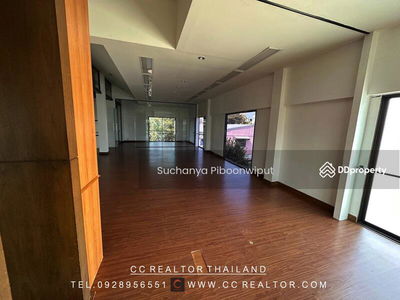 House For Rent Punnawithi Open Office | Warehouse, Bangkok, Thailand House For Rent Punnawithi Open Office | Warehouse, Bangkok, Thailand