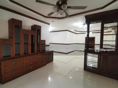 Sriracha Tower 2, Chon Buri, Thailand Sriracha Tower 2, Chon Buri, Thailand