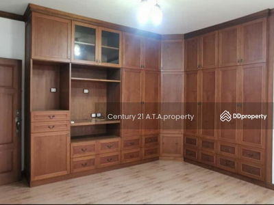 Sriracha Tower 2, Chon Buri, Thailand Sriracha Tower 2, Chon Buri, Thailand