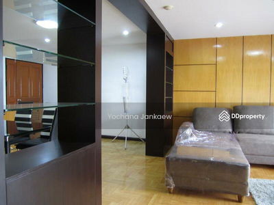 Top View Tower, Bangkok, Thailand Top View Tower, Bangkok, Thailand