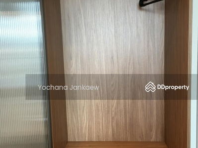 Park Origin Phrom Phong, Bangkok, Thailand Park Origin Phrom Phong, Bangkok, Thailand