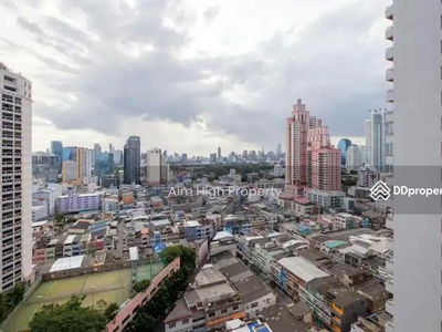 The Lumpini 24, Bangkok, Thailand The Lumpini 24, Bangkok, Thailand