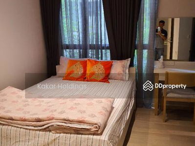 Runesu Thonglor 5, Bangkok, Thailand Runesu Thonglor 5, Bangkok, Thailand