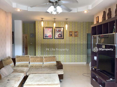 Alojamiento en Ban Ratsada, Thailand Alojamiento en Ban Ratsada, Thailand