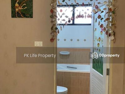 Housing in Ban Ratsada, Thailand Housing in Ban Ratsada, Thailand