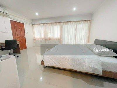 Saranjai Mansion, Bangkok, Thailand Saranjai Mansion, Bangkok, Thailand