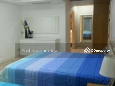 Royal Castle Sukhumvit, Bangkok, Thailand Royal Castle Sukhumvit, Bangkok, Thailand