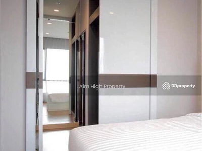 Ivy Ampio, Bangkok, Thailand Ivy Ampio, Bangkok, Thailand