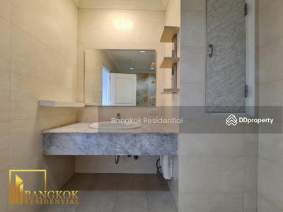 D.S. Tower 1 Sukhumvit 33, Bangkok, Thailand D.S. Tower 1 Sukhumvit 33, Bangkok, Thailand