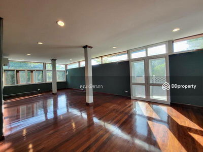 Single house for rent, On Nut 14, large house, 400 sq m., 600 sq m., Phatthanakan 38, wide garden, 4 bedrooms, 5 bathrooms, Bangkok, Thailand Single house for rent, On Nut 14, large house, 400 sq m., 600 sq m., Phatthanakan 38, wide garden, 4 bedrooms, 5 bathrooms, Bangkok, Thailand