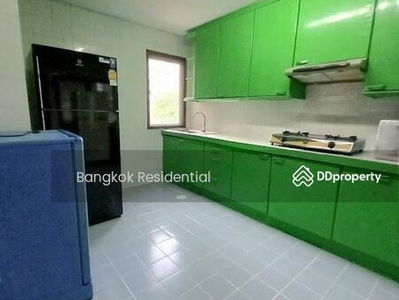 Prestige Towers, Bangkok, Thailand Prestige Towers, Bangkok, Thailand