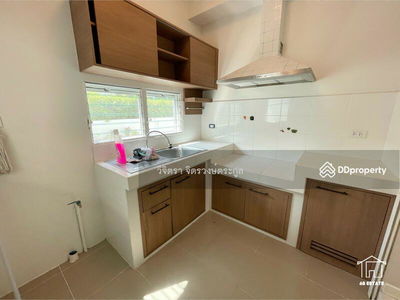 Mantana Lake Watcharapol, Bangkok, Thailand Mantana Lake Watcharapol, Bangkok, Thailand