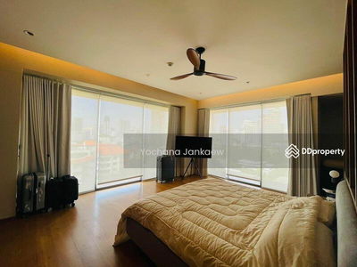 Phatsana Garden, Bangkok, Thailand Phatsana Garden, Bangkok, Thailand