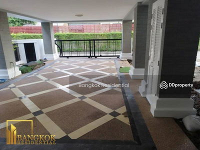 Narasiri Pattanakarn - 5 Bedroom House in Pattanakarn 54, Bangkok, Thailand Narasiri Pattanakarn - 5 Bedroom House in Pattanakarn 54, Bangkok, Thailand