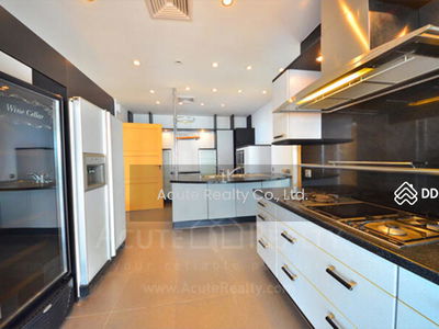 Saichol Mansion, Bangkok, Thailand Saichol Mansion, Bangkok, Thailand