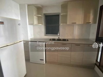 Baan Paholyothin Place condominium, Bangkok, Thailand Baan Paholyothin Place condominium, Bangkok, Thailand