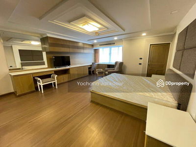 Oriental Towers, Bangkok, Thailand Oriental Towers, Bangkok, Thailand