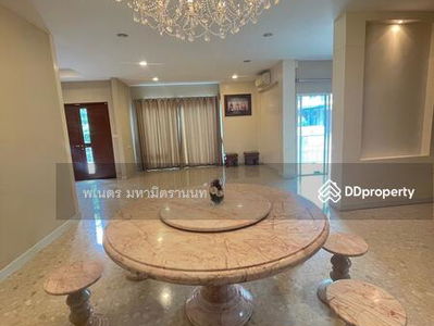 Grand Bangkok Boulevard Rama 9-Srinagarindra, Bangkok, Thailand Grand Bangkok Boulevard Rama 9-Srinagarindra, Bangkok, Thailand