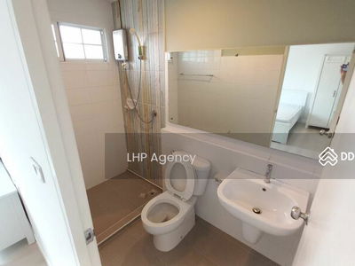 Indy Bangna km.7(1), Samut Prakan, Thailand Indy Bangna km.7(1), Samut Prakan, Thailand