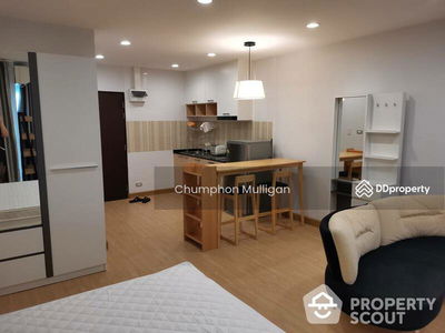 Sathorn Gardens, Bangkok, Thailand Sathorn Gardens, Bangkok, Thailand