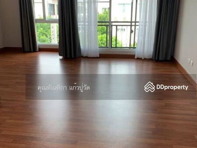 Village Klang Muang, Bangkok, Thailand Village Klang Muang, Bangkok, Thailand