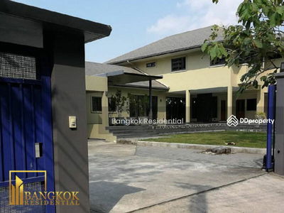 Detached House, Bangkok, Thailand Detached House, Bangkok, Thailand