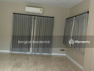 Detached House, Bangkok, Thailand Detached House, Bangkok, Thailand