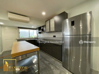 House in Compound, Bangkok, Thailand House in Compound, Bangkok, Thailand