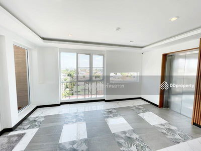 36 D.Well, Bangkok, Thailand 36 D.Well, Bangkok, Thailand