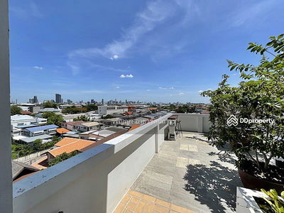 36 D.Well, Bangkok, Thailand 36 D.Well, Bangkok, Thailand