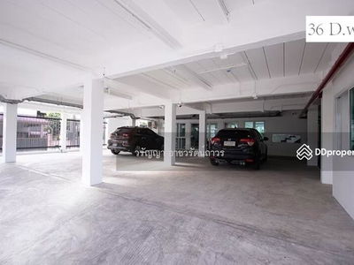 36 D.Well, Bangkok, Thailand 36 D.Well, Bangkok, Thailand