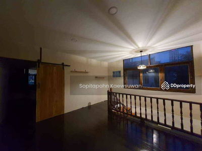 10330, Bangkok, Thailand 10330, Bangkok, Thailand