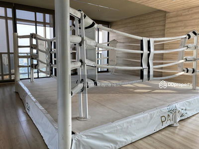 Park Origin Phrom Phong, Bangkok, Thailand Park Origin Phrom Phong, Bangkok, Thailand