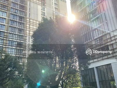 Park Origin Phrom Phong, Bangkok, Thailand Park Origin Phrom Phong, Bangkok, Thailand