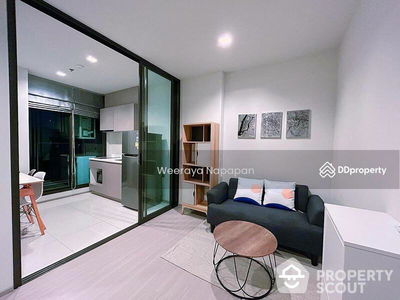 Life Asoke-Rama 9, Bangkok, Thailand Life Asoke-Rama 9, Bangkok, Thailand