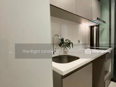 Life Asoke-Rama 9, Bangkok, Thailand Life Asoke-Rama 9, Bangkok, Thailand