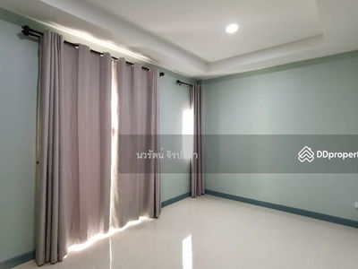 Suetrong Village, Pathum Thani, Thailand Suetrong Village, Pathum Thani, Thailand