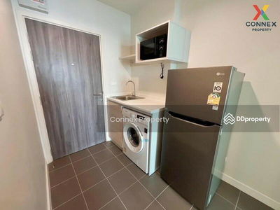 Metro Sky Wutthakat, Bangkok, Thailand Metro Sky Wutthakat, Bangkok, Thailand