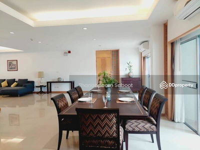 Esmeralda Apartments, Bangkok, Thailand Esmeralda Apartments, Bangkok, Thailand