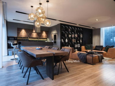 D'. Le Pont D'or - Hoang Cau, Vietnam D'. Le Pont D'or - Hoang Cau, Vietnam