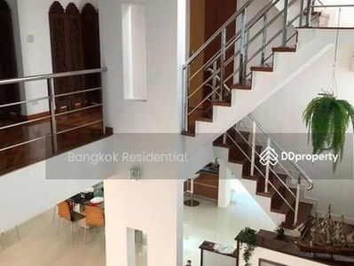 Detached House, Bangkok, Thailand Detached House, Bangkok, Thailand